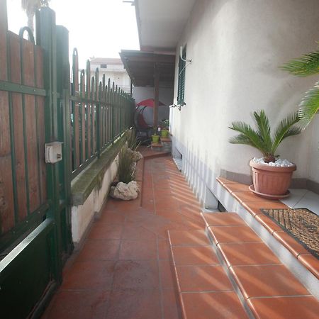 B&B Gianni Capodrise Bagian luar foto